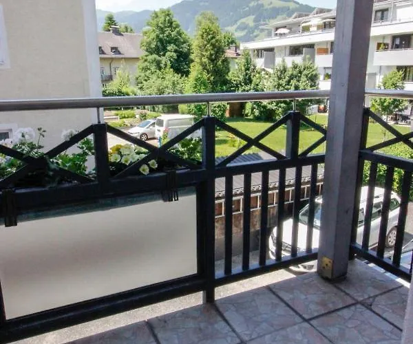 Anja By Interhome ザールフェルデン・アム・シュタイナーネン・メアー